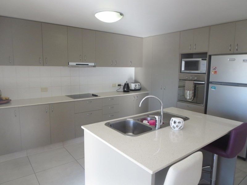30/2329-2341 ” Splendido Apartments” Gold Coast Highway, Mermaid Beach QLD 4218