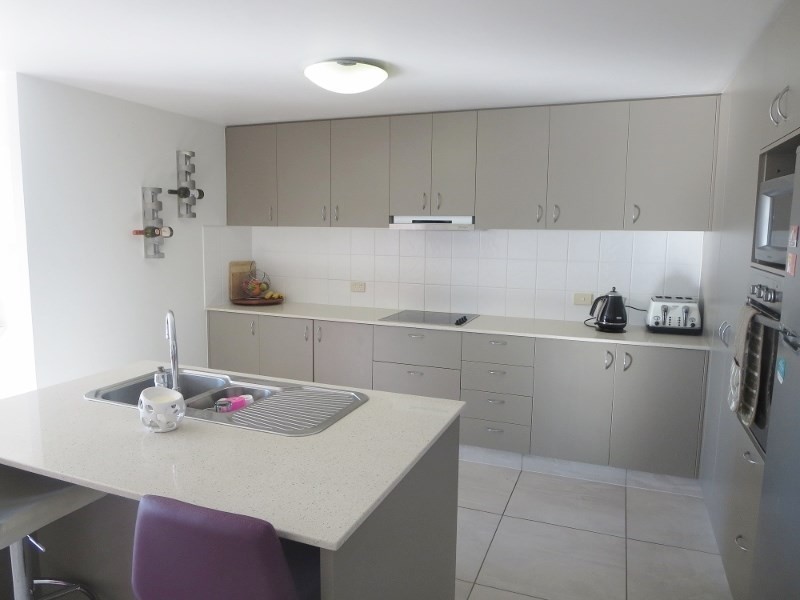 30/2329-2341 ” Splendido Apartments” Gold Coast Highway, Mermaid Beach QLD 4218