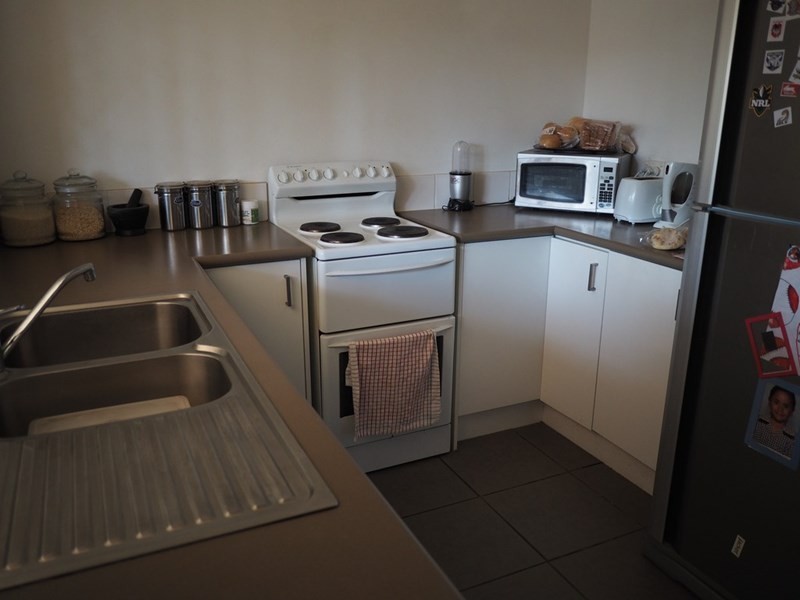 16 Crimson Court, Miami QLD 4220