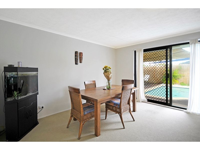 93 Allambi Avenue, Broadbeach Waters QLD 4218