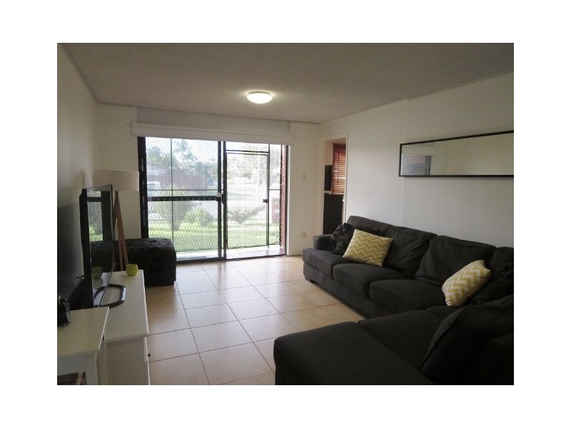 1/14 Oceanic Drive, Mermaid Waters QLD 4218