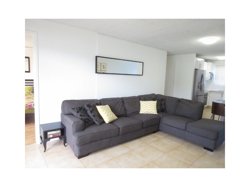 1/14 Oceanic Drive, Mermaid Waters QLD 4218