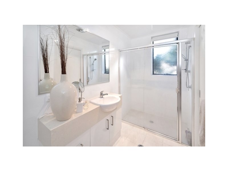 4/3 Beach Parade, Surfers Paradise QLD 4217