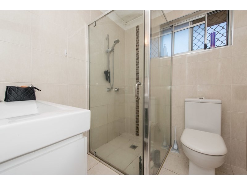 2/7 Macaw Avenue, Miami QLD 4220