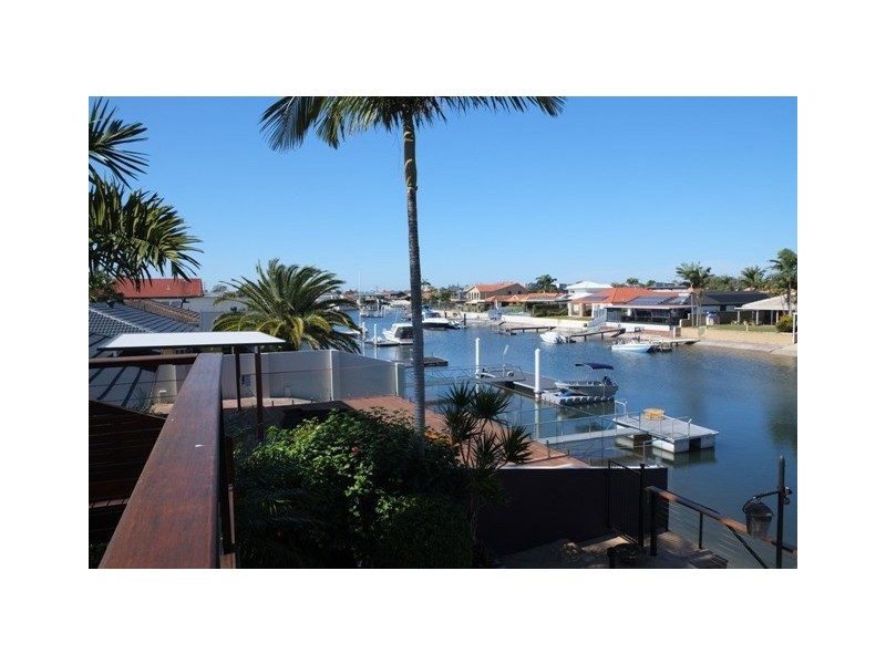 24 Matthew Flinders Drive, Hollywell QLD 4216