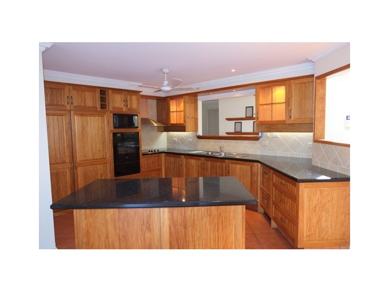 24 Matthew Flinders Drive, Hollywell QLD 4216