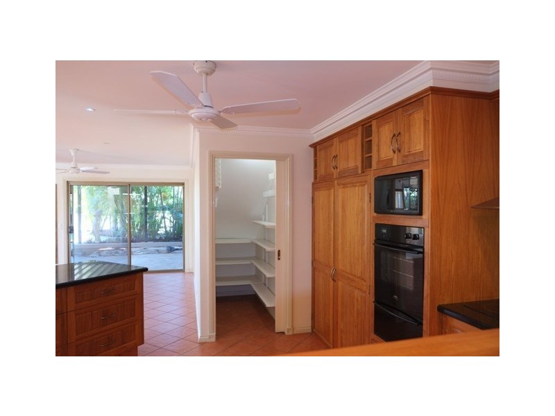 24 Matthew Flinders Drive, Hollywell QLD 4216