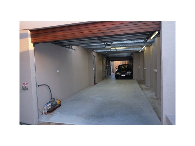 24 Matthew Flinders Drive, Hollywell QLD 4216