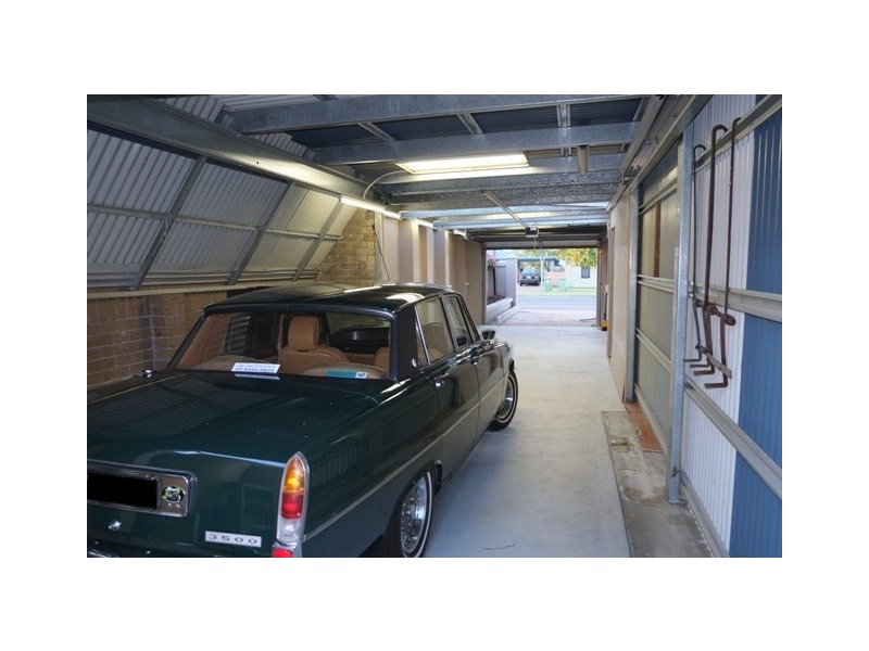 24 Matthew Flinders Drive, Hollywell QLD 4216