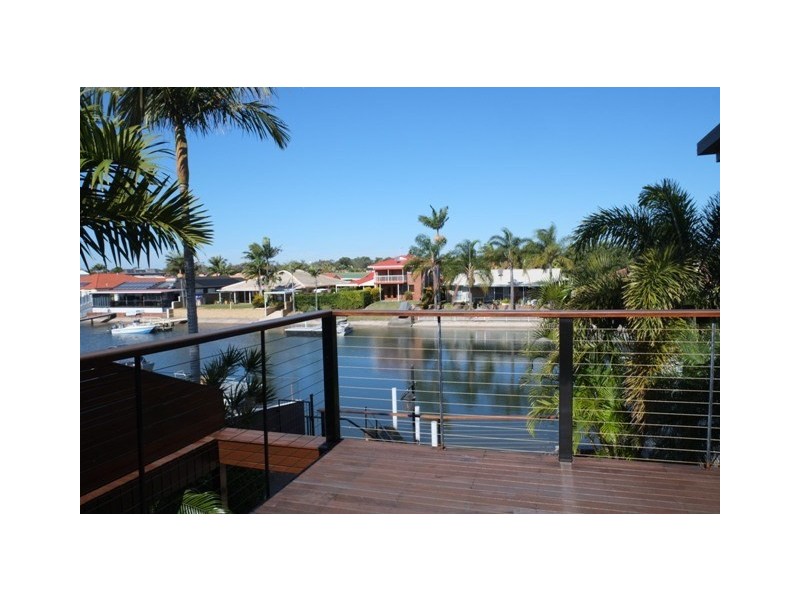 24 Matthew Flinders Drive, Hollywell QLD 4216