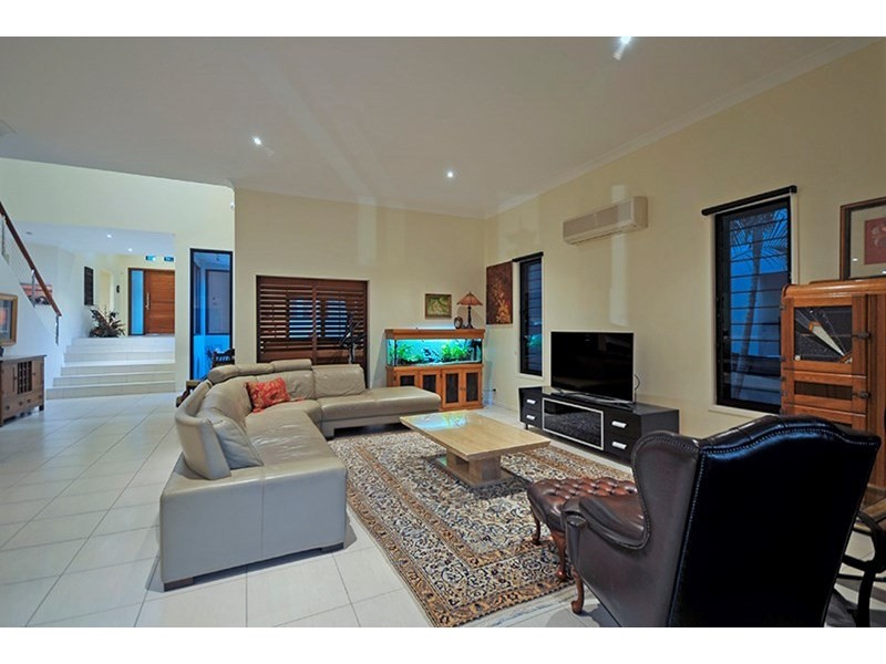 7 Lacerta Avenue, Robina QLD 4226