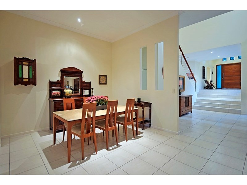 7 Lacerta Avenue, Robina QLD 4226