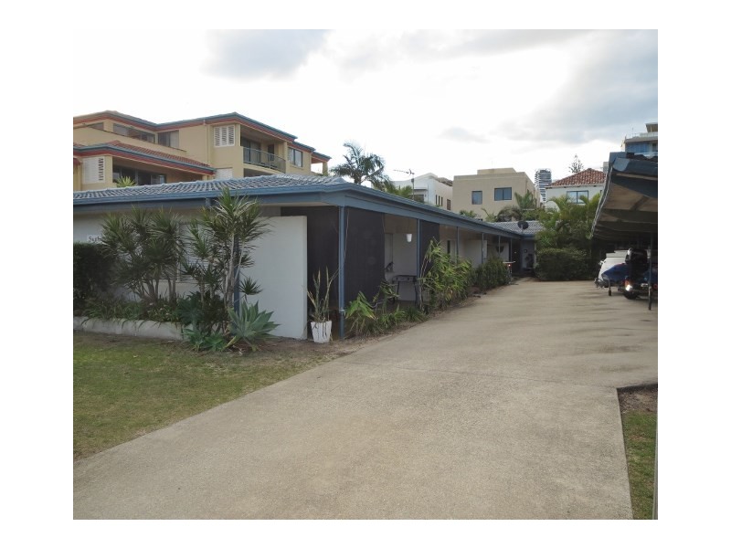 6/7 Sunbrite Avenue, Mermaid Beach QLD 4218