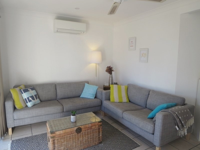 2/5 Parnki Parade, Palm Beach QLD 4221