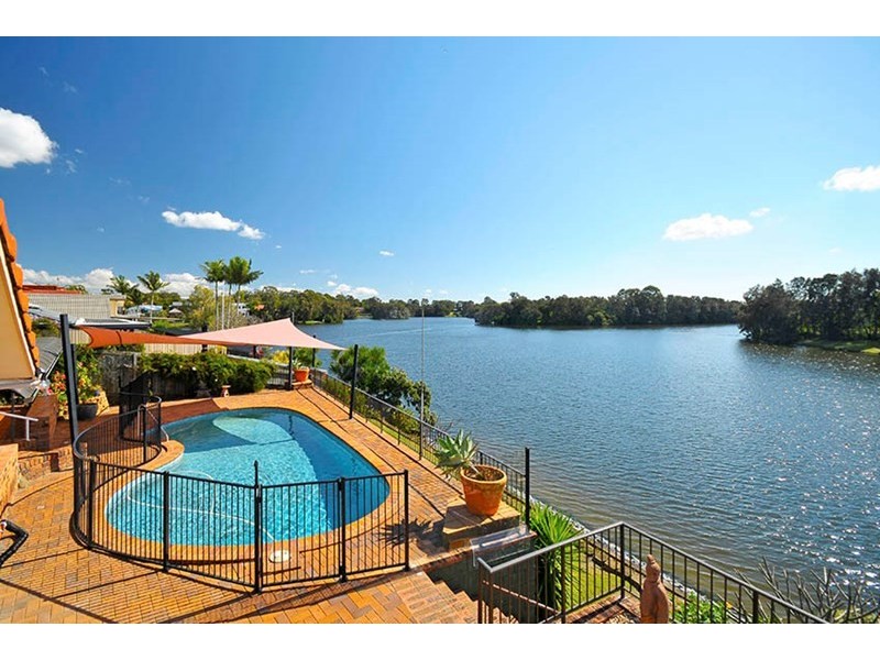 86 Manly Drive, Robina QLD 4226