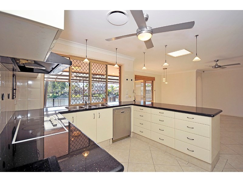 86 Manly Drive, Robina QLD 4226