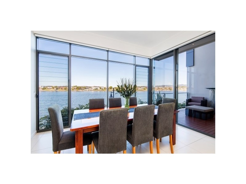 3/9 Moores Crescent, Varsity Lakes QLD 4227