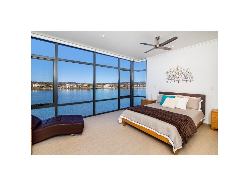 3/9 Moores Crescent, Varsity Lakes QLD 4227