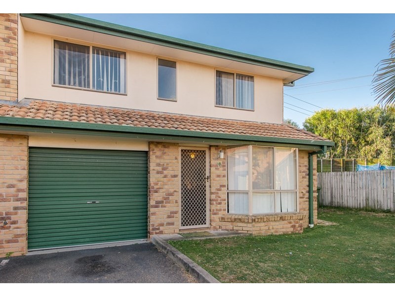 16/220 Christine Avenue, Burleigh Waters QLD 4220