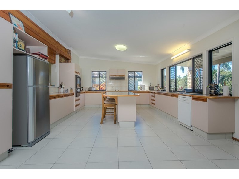 70 Fitzwilliam Street, Carrara QLD 4211