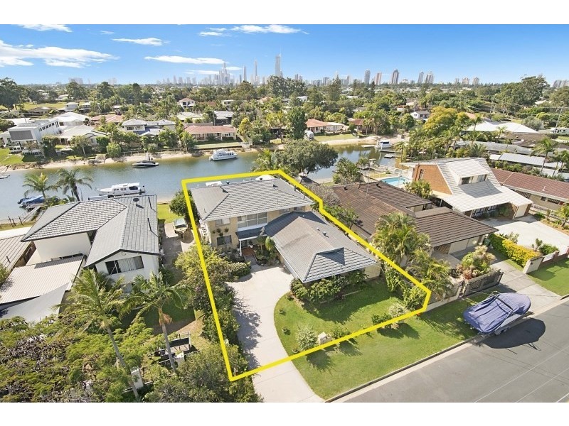 6 Rosemont Avenue, Broadbeach Waters QLD 4218