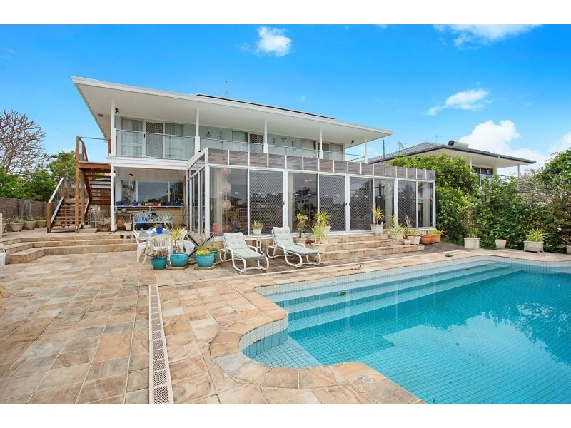 6 Rosemont Avenue, Broadbeach Waters QLD 4218