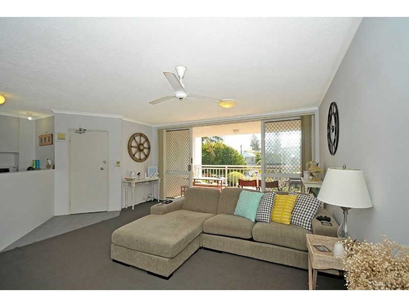 6/20 Ocean Street, Mermaid Beach QLD 4218