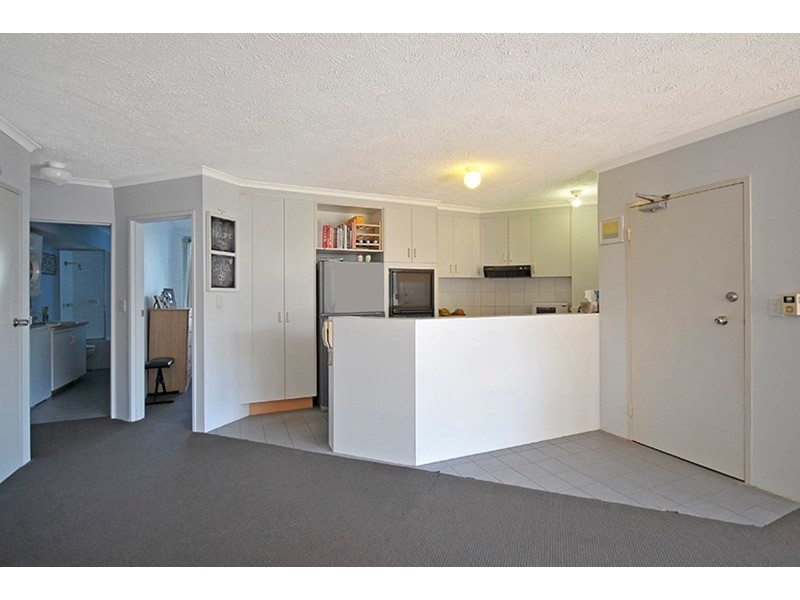 6/20 Ocean Street, Mermaid Beach QLD 4218