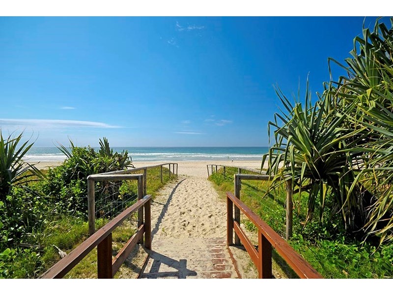 6/20 Ocean Street, Mermaid Beach QLD 4218