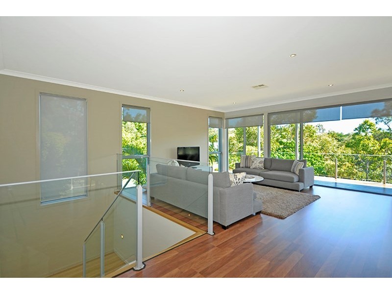 2 Lyra Court, Robina QLD 4226