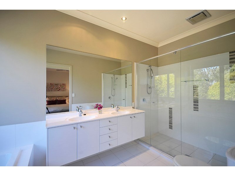 2 Lyra Court, Robina QLD 4226