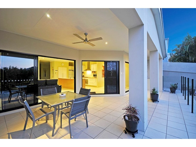 39 Great Southern Drive, Robina QLD 4226