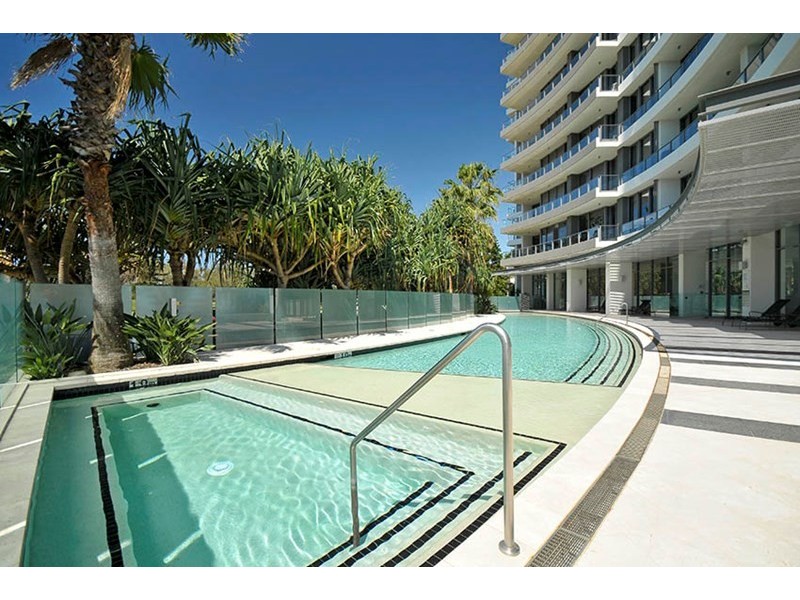 48/173 Old Burleigh Road, Broadbeach QLD 4218