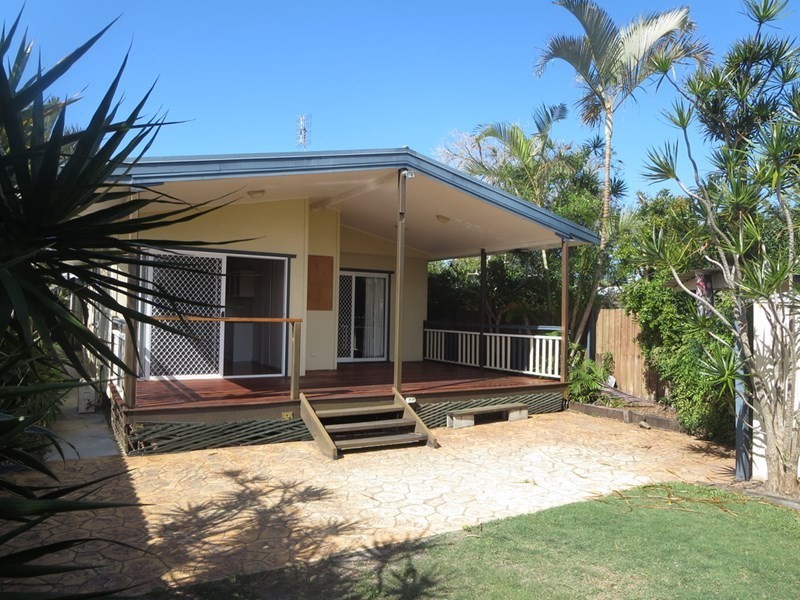 80 Albion Avenue, Miami QLD 4220