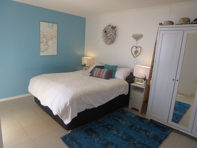 23/90 Marine Parade, Miami QLD 4220