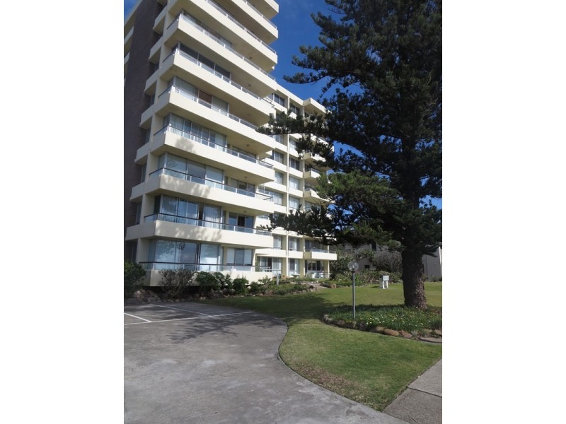 23/90 Marine Parade, Miami QLD 4220