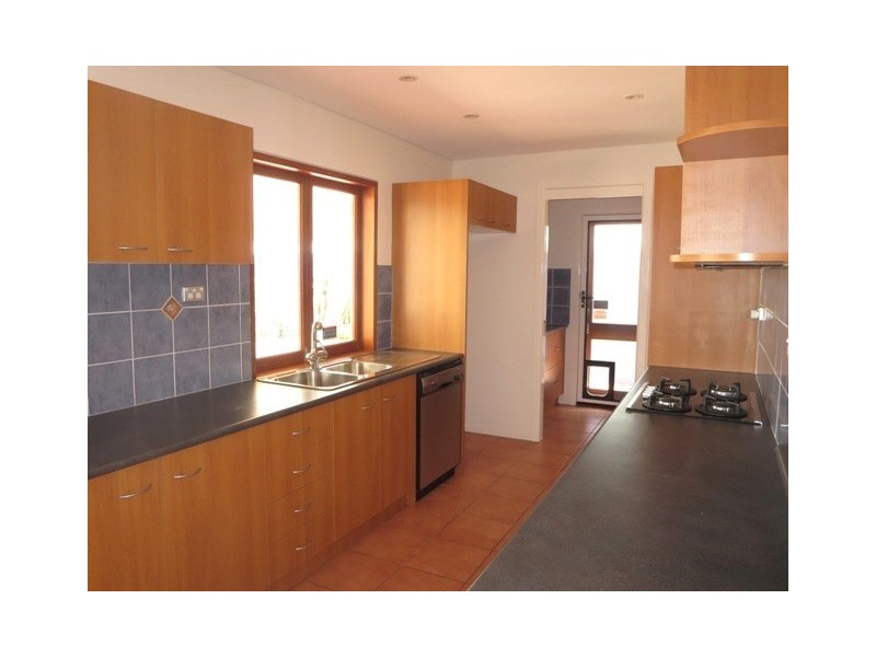 1 Bahia Court, Broadbeach Waters QLD 4218