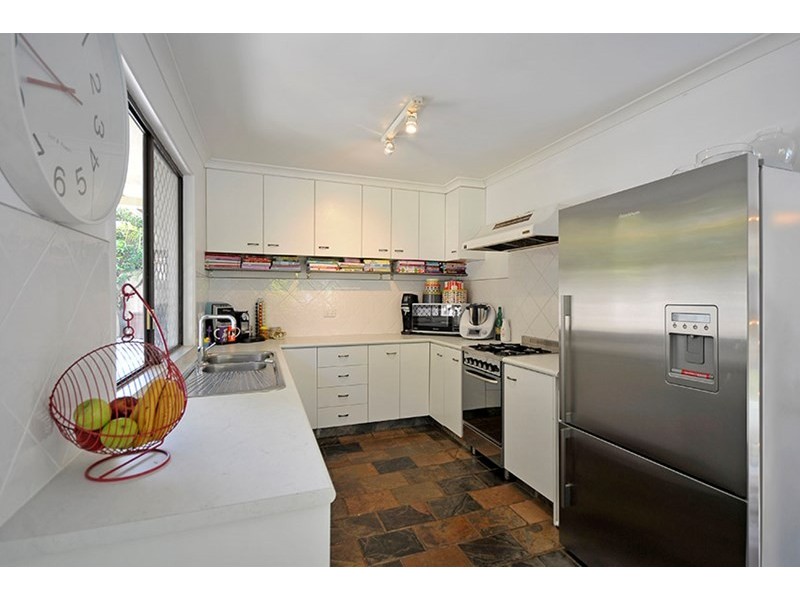 25 Karina Crescent, Broadbeach Waters QLD 4218