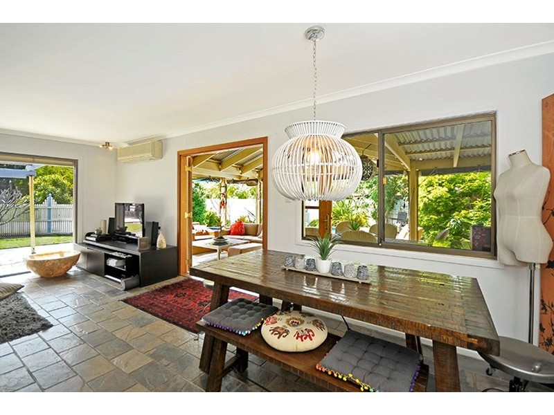 25 Karina Crescent, Broadbeach Waters QLD 4218