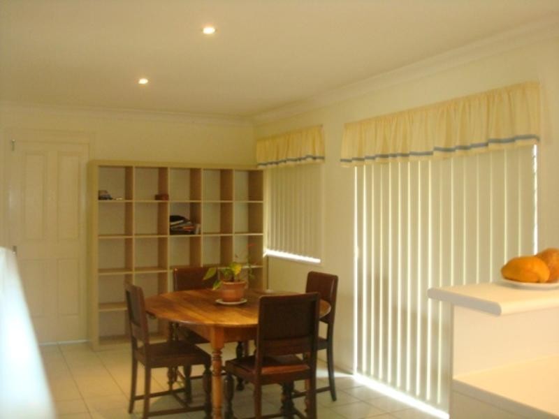 1 Intrepid Drive, Mermaid Waters QLD 4218
