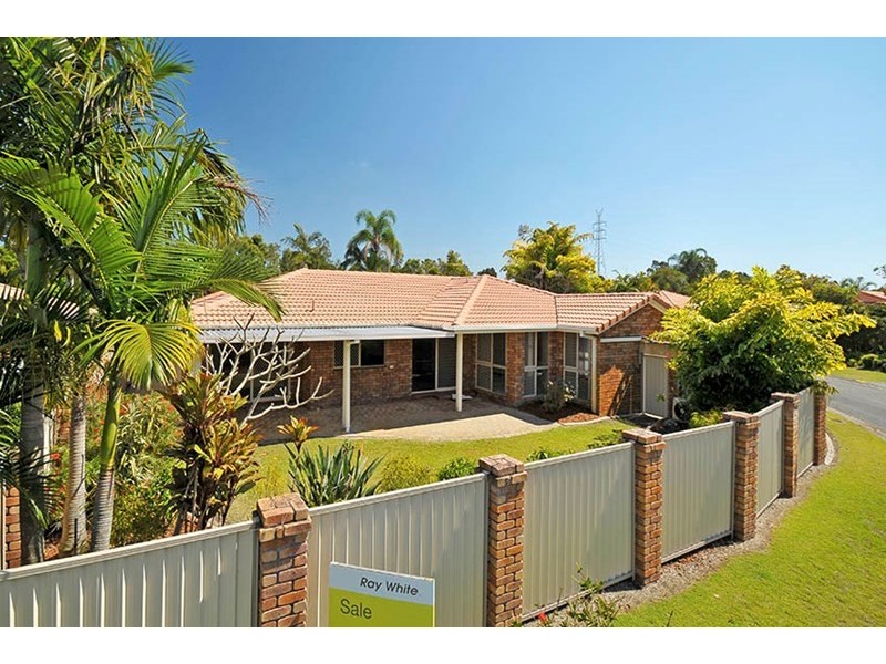 12 Oakleigh Circuit, Robina QLD 4226