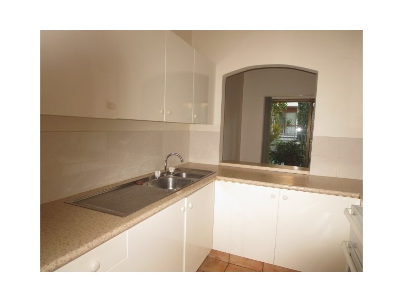 3/10 Duet Drive, Mermaid Waters QLD 4218