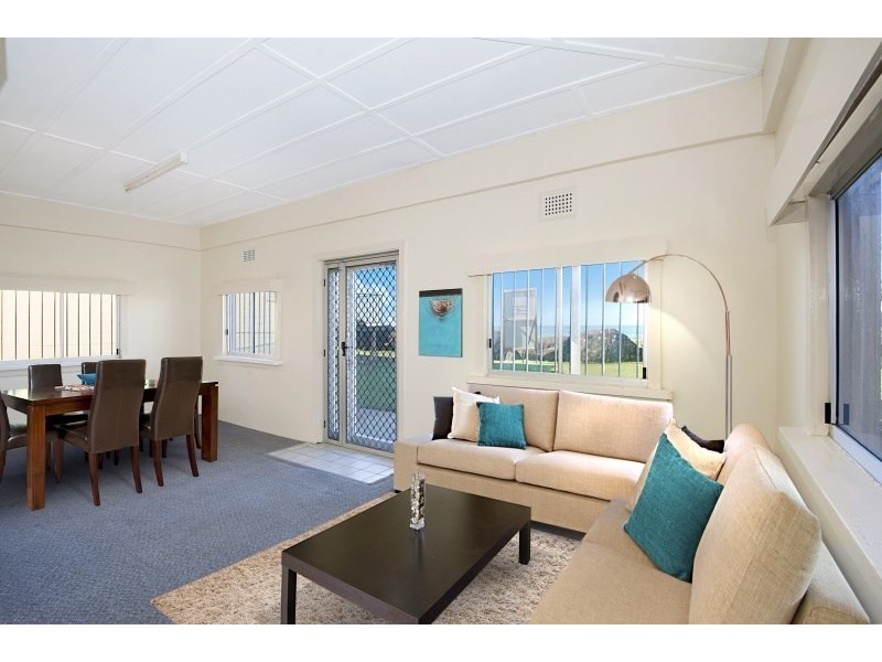 165 and 167 Jefferson Lane, Palm Beach QLD 4221