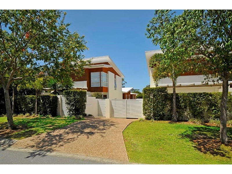 3/15 Andromeda Parade, Robina QLD 4226