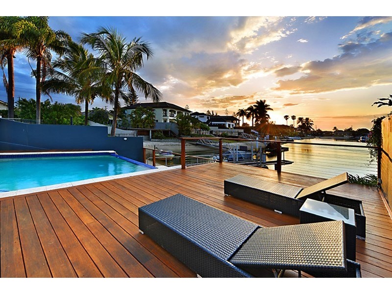 29 Remo Street, Isle Of Capri QLD 4217