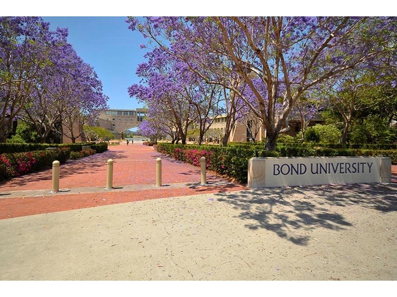 22 Tincurrin Court, Robina QLD 4226