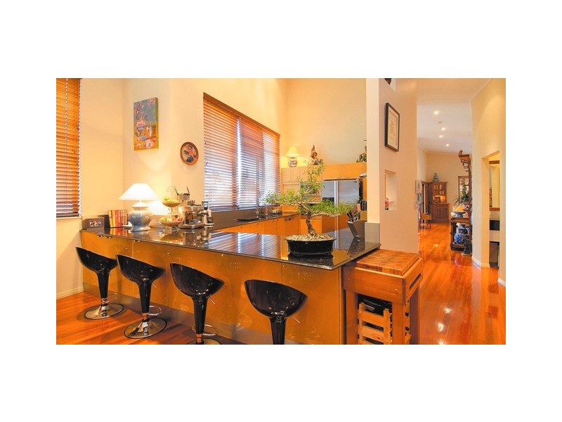 27 Arthur Street, Mermaid Beach QLD 4218