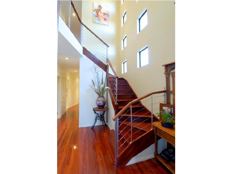 27 Arthur Street, Mermaid Beach QLD 4218