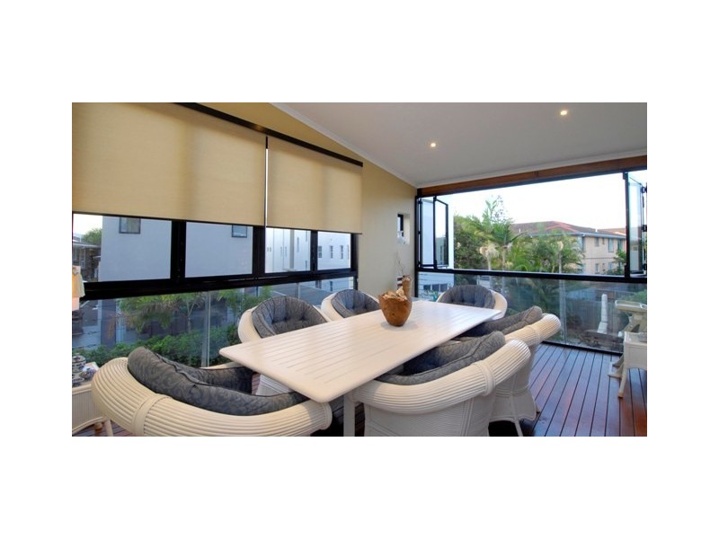 27 Arthur Street, Mermaid Beach QLD 4218