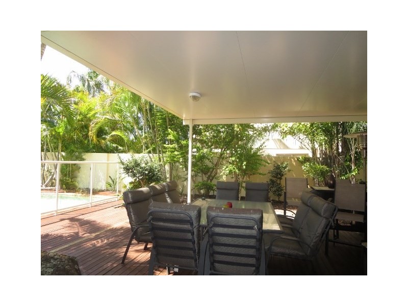 36 Beauty Point Drive, Robina QLD 4226